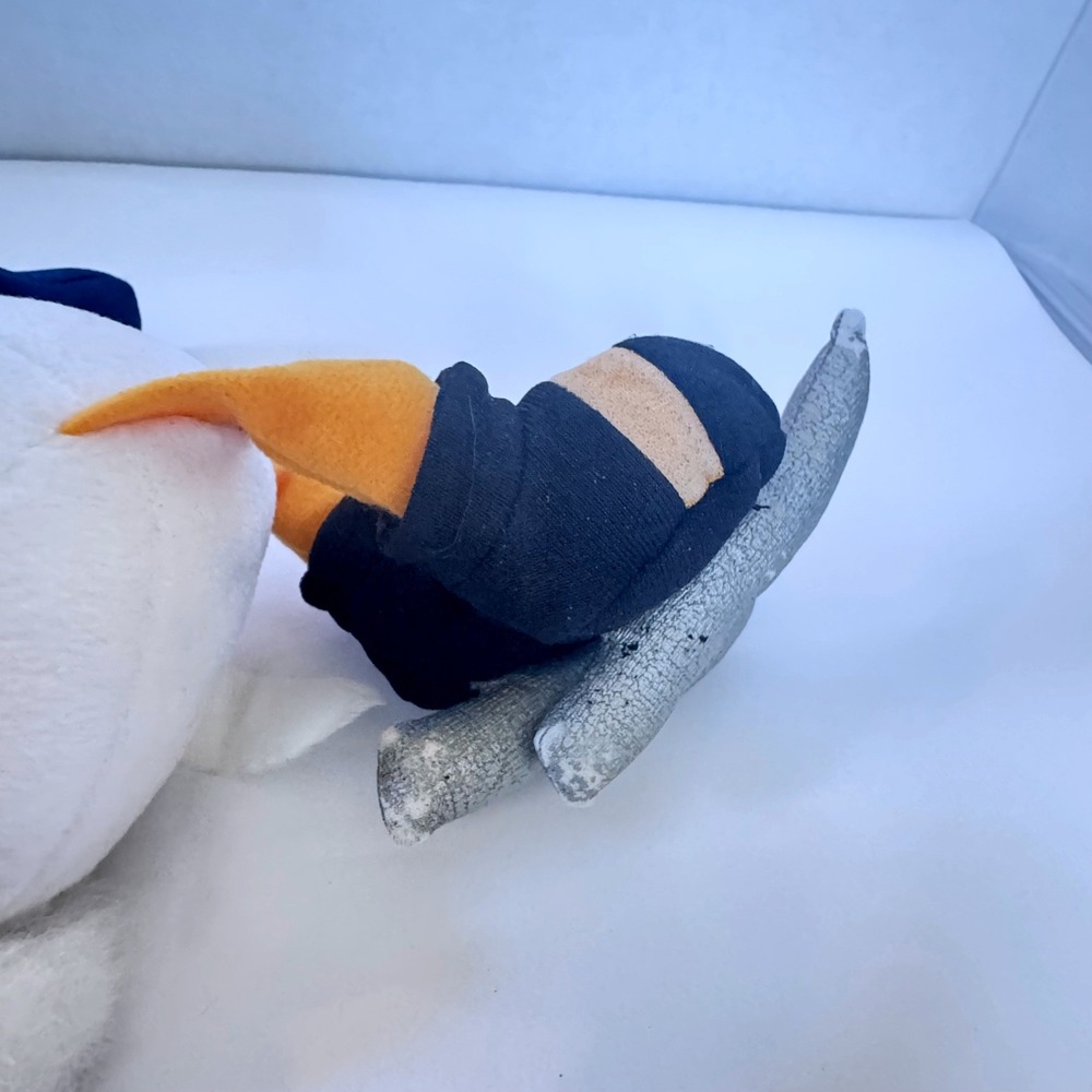 Disney Donald Duck Ice Hockey Plush 57 Blue Jersey Helmet Skates 10" Toy - Picture 7 of 8